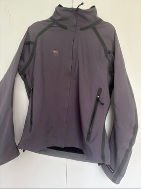 Mountain Hardwear Conduit softshell jacket 10